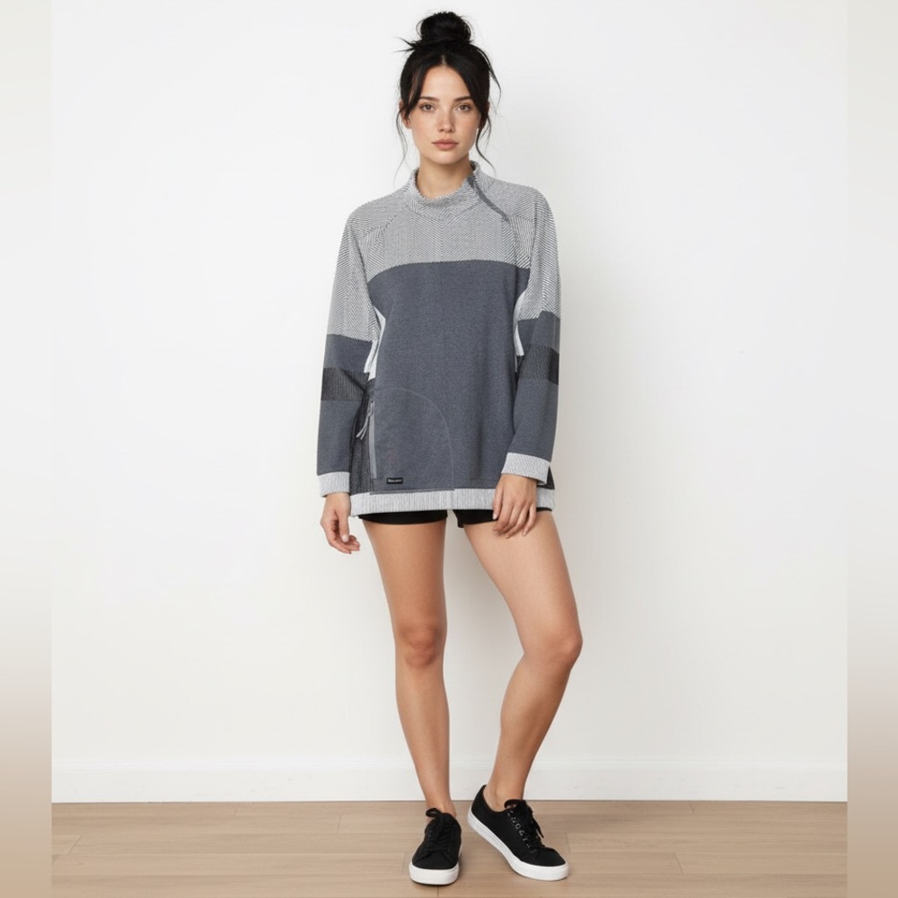 Level Wear active top. Size: Medium